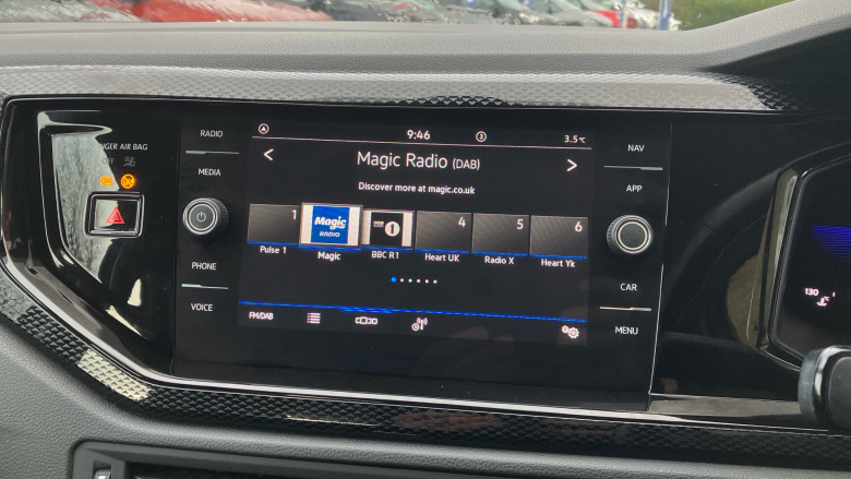 Volkswagen Polo 1.0 Life 5dr Petrol Hatchback